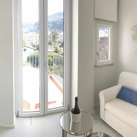 Younique Bed & Breakfast 3*